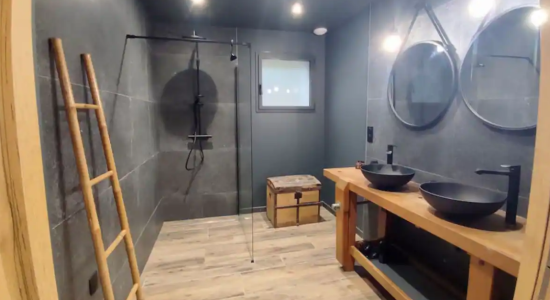 Salle de bain confort dans chalet